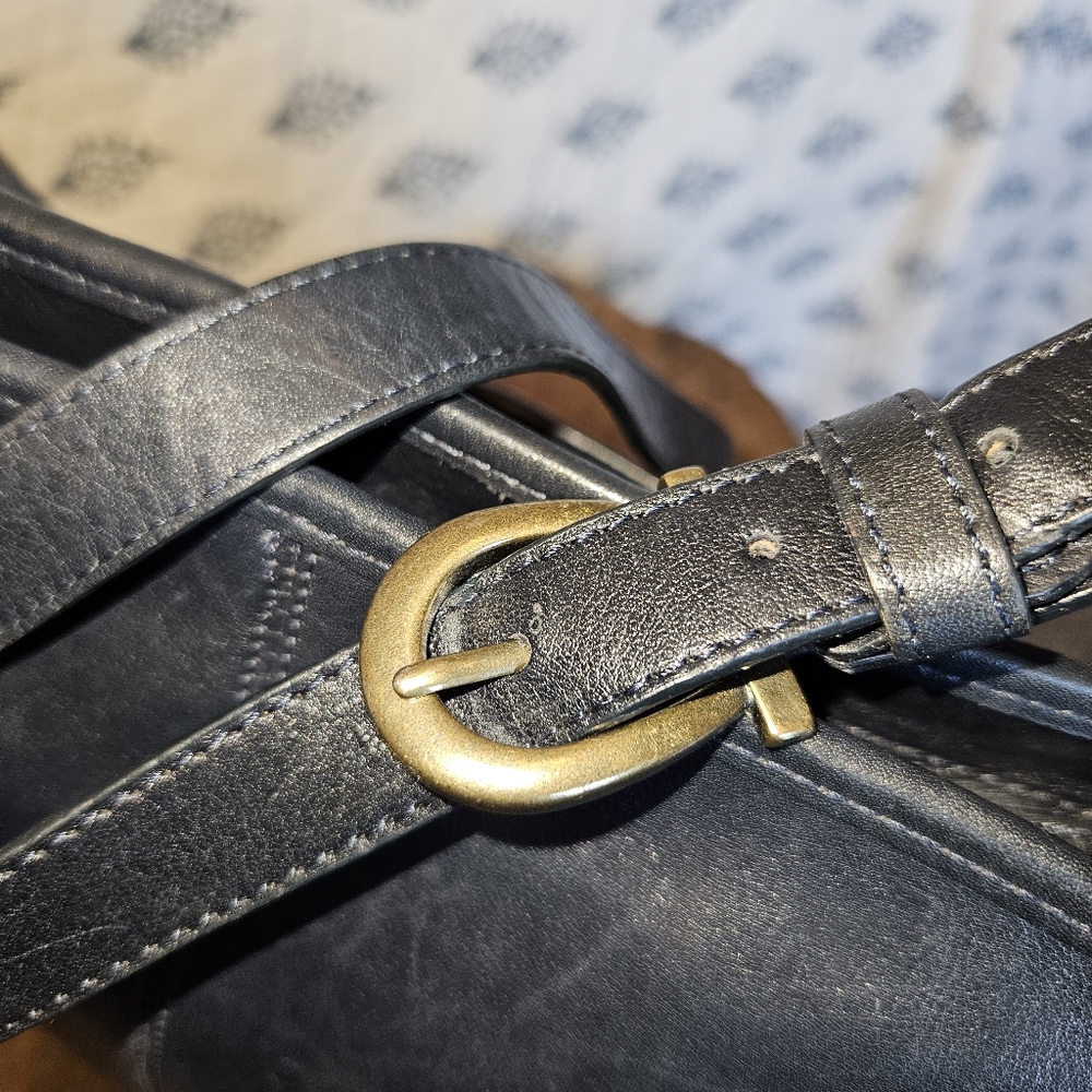 Etienne Aigner Vintage Black Leather Bucket Crossbody Medium Shoulder Bag - Picture 6 of 12